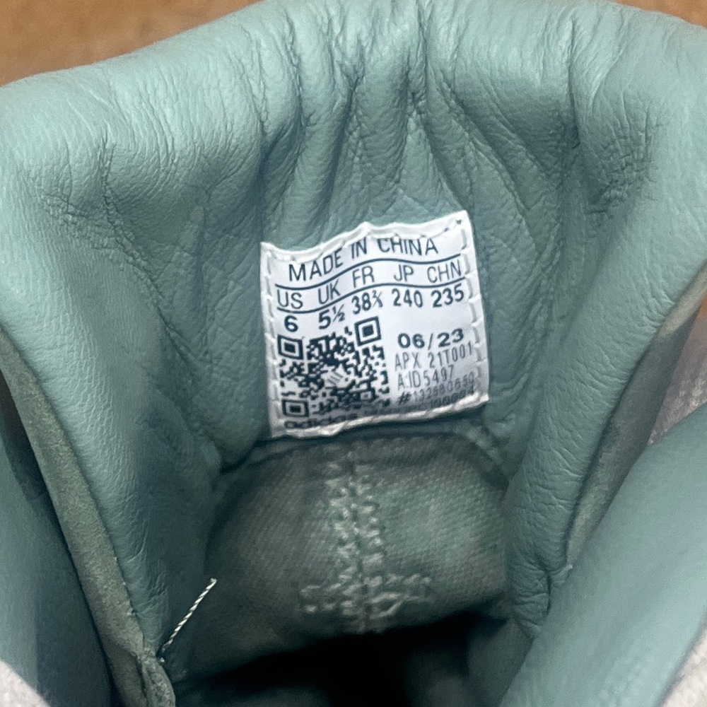 Adidas Y-3
GSG9
Brand new - Picture 7 of 11